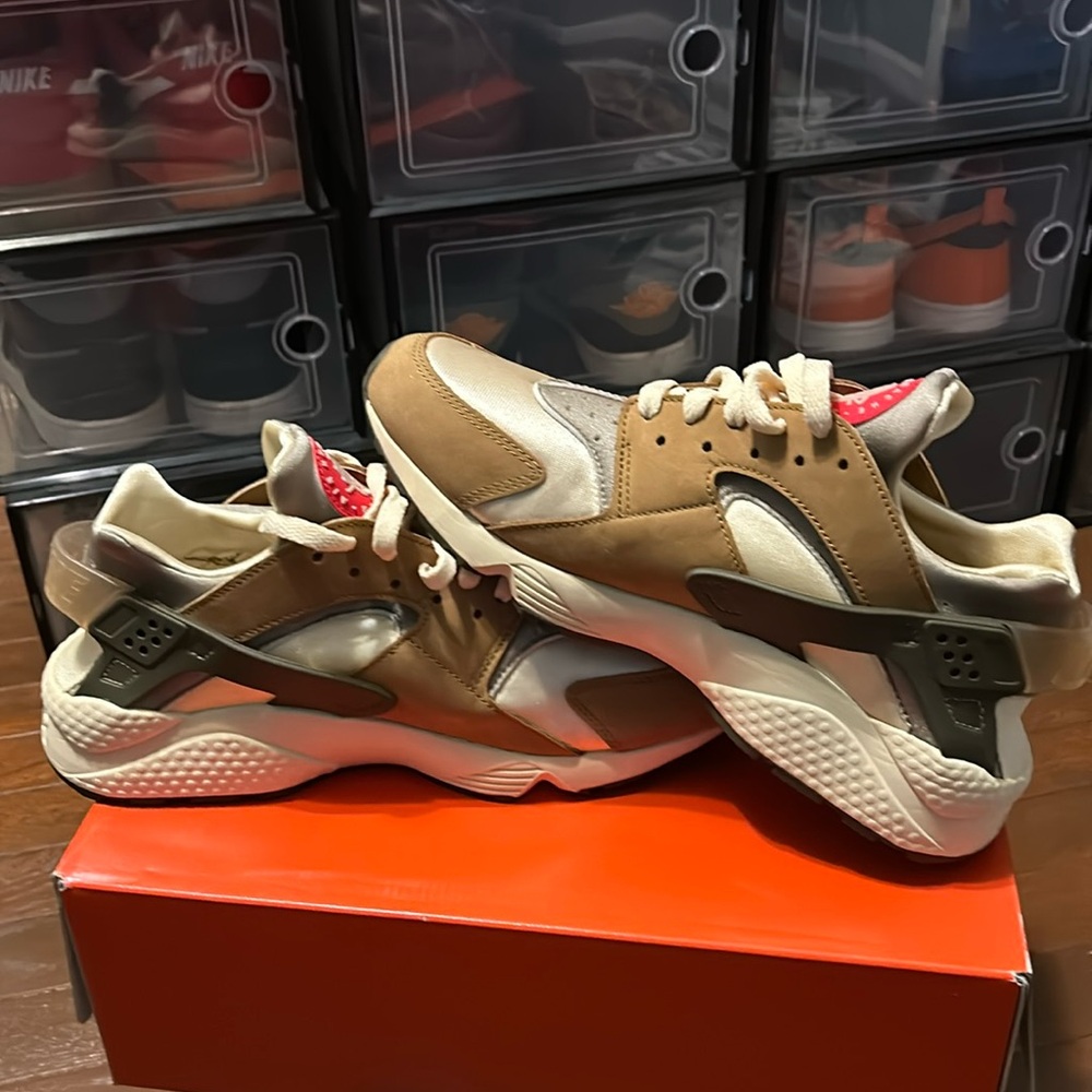Men’s Nike Huarache LE Stussy - Size 10.5